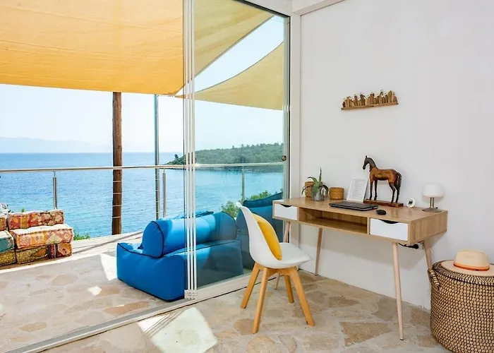 Vila Jean Luc By Paxosretreats